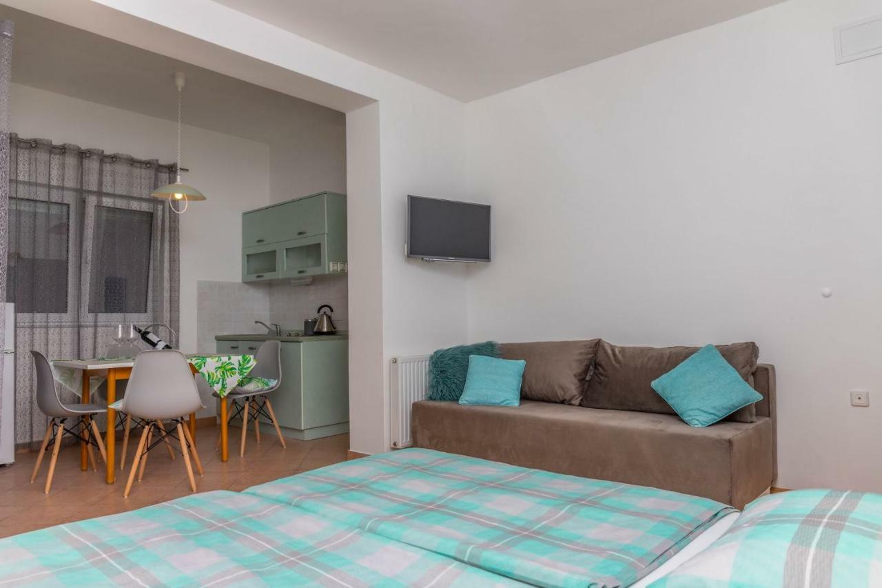 Apartments Zorica Dramalj Extérieur photo
