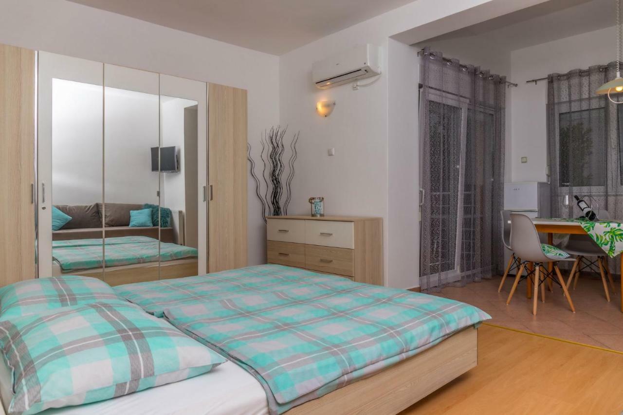 Apartments Zorica Dramalj Extérieur photo